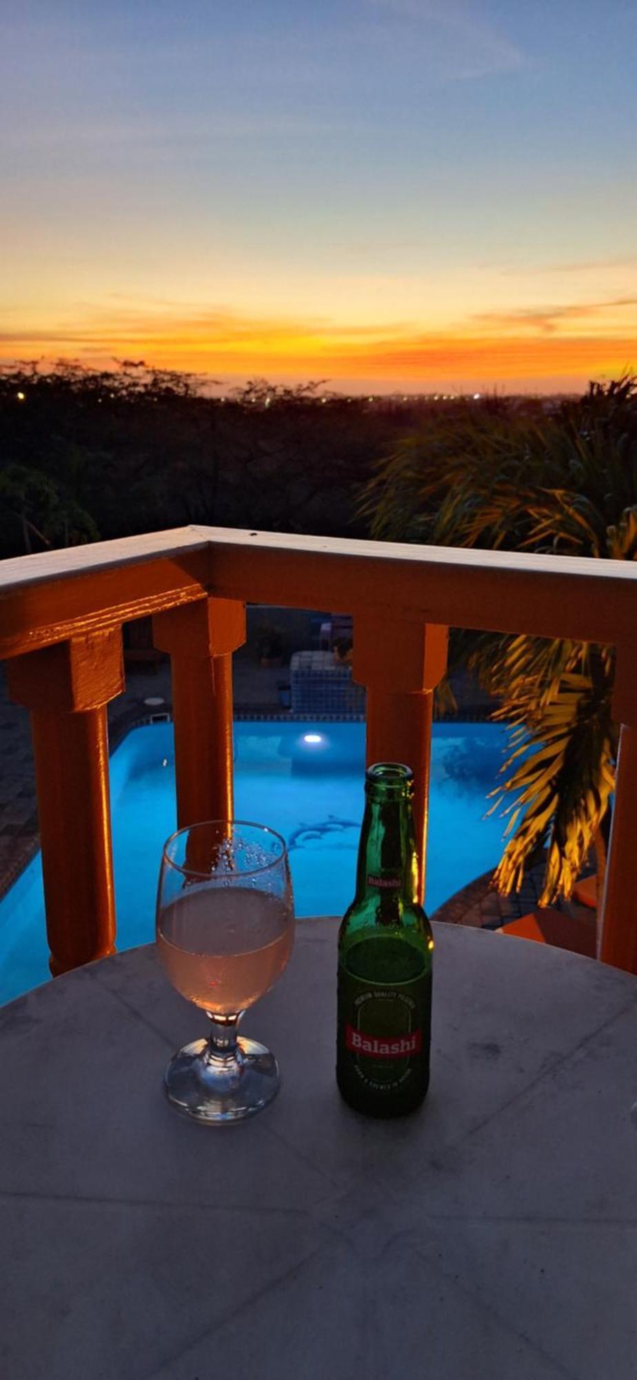 La Felicidad Aruba Aparthotel Oranjestad Rum bild