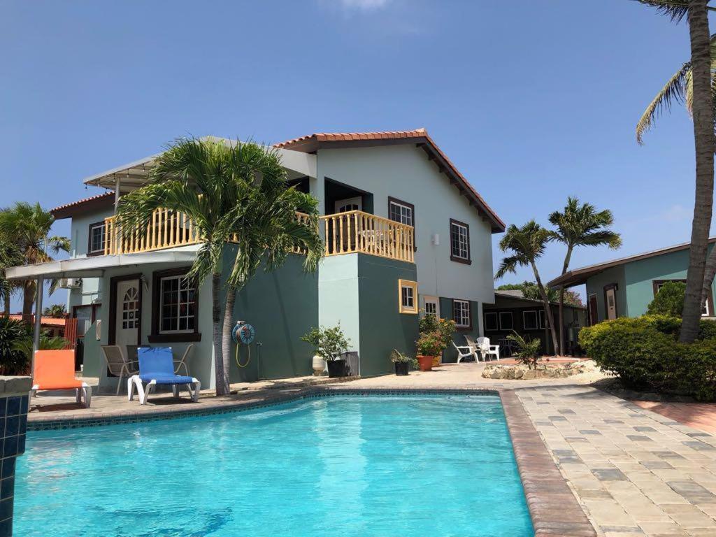 La Felicidad Aruba Aparthotel Oranjestad Rum bild