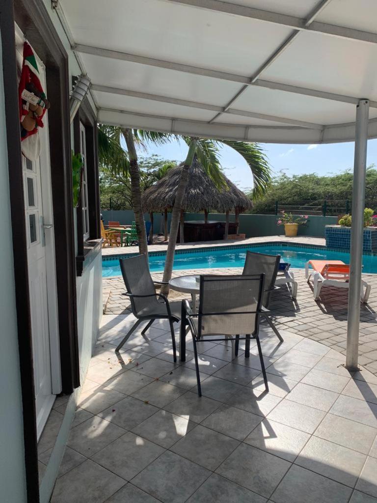 La Felicidad Aruba Aparthotel Oranjestad Exteriör bild